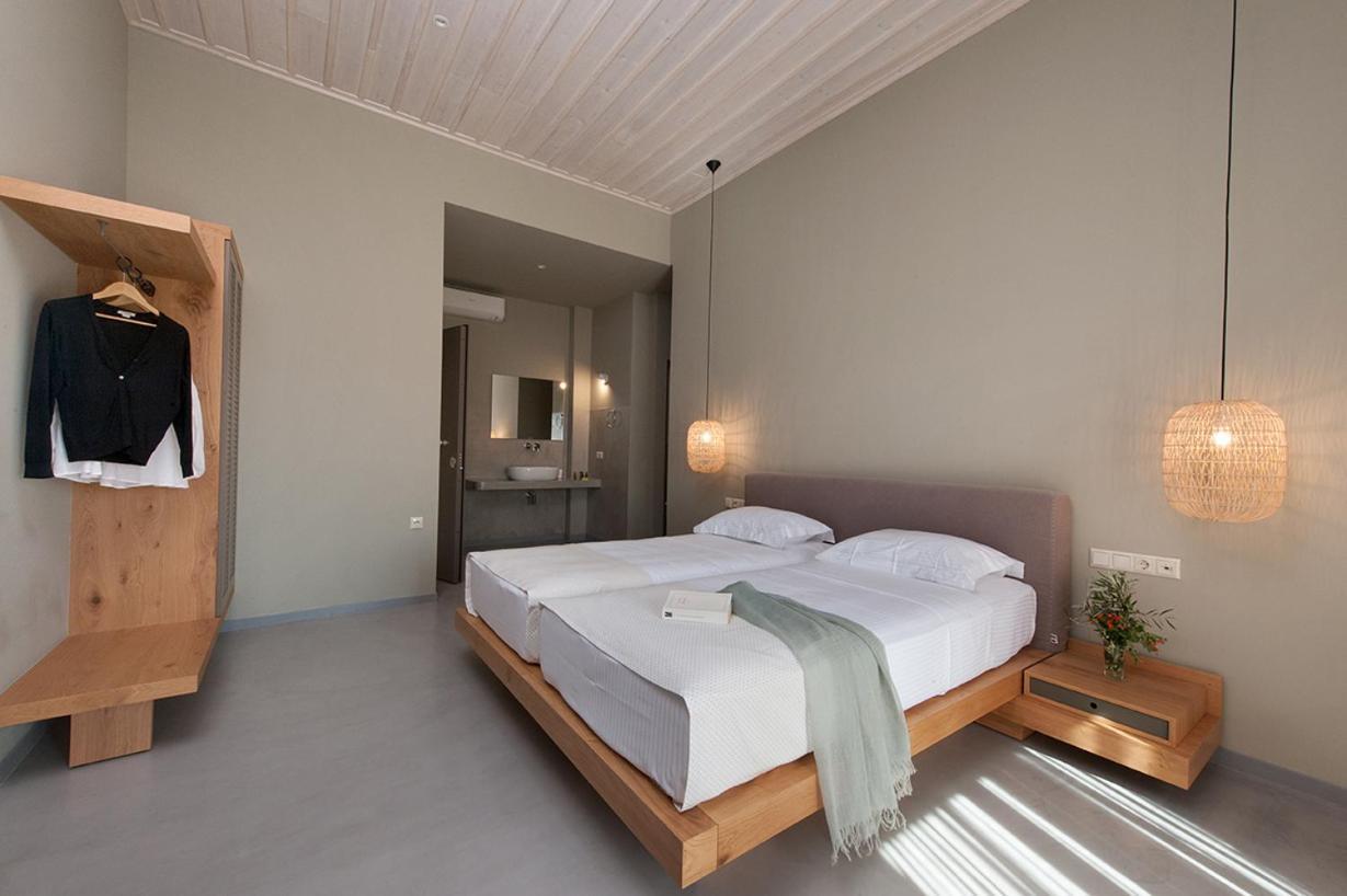 Diapori Suites Hotel การ์ดามมีลี ภายนอก รูปภาพ