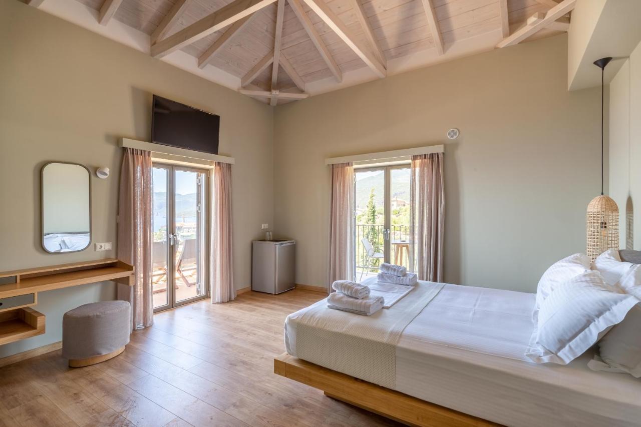 Diapori Suites Hotel การ์ดามมีลี ภายนอก รูปภาพ